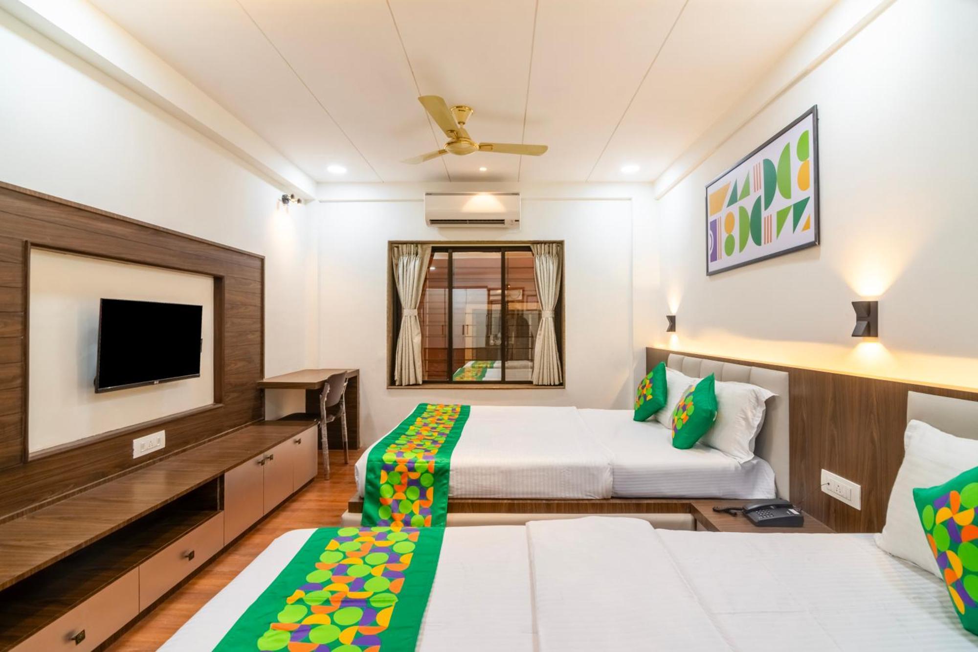 Treebo Petals Banquet & Suites - Calcutta  Esterno foto